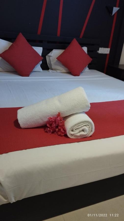 Nasau Resort&Villas Nadi Extérieur photo